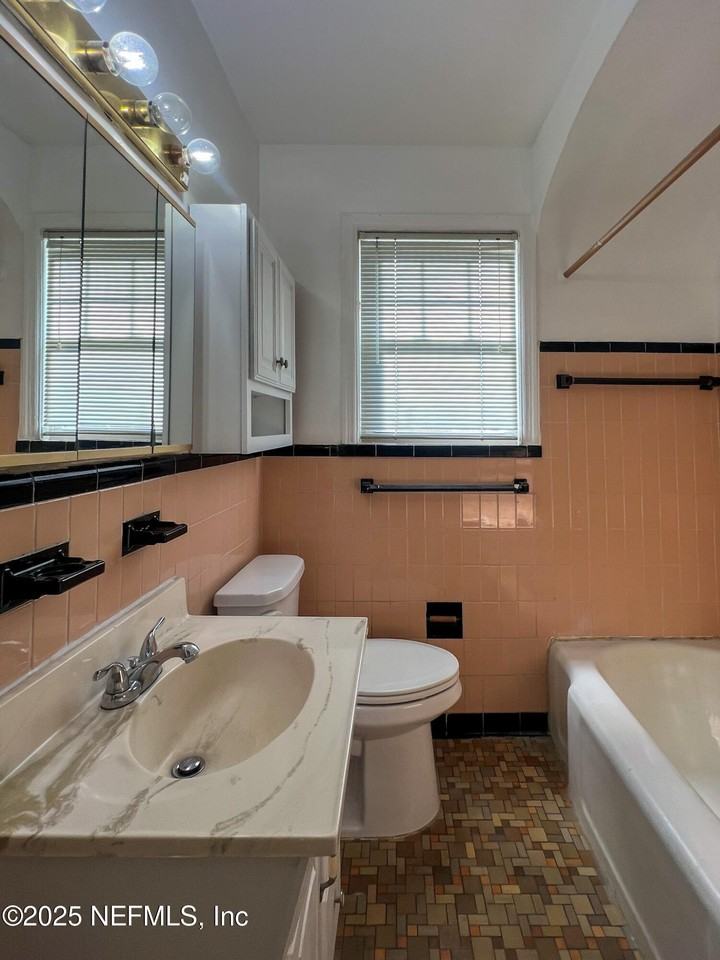 1788 San Marco Blvd Apt 4 #4 - Photo 7 of 14