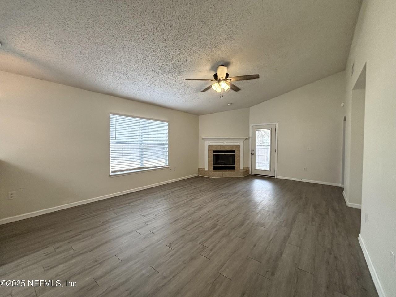 1613 Teaberry Dr - Photo 7 of 13