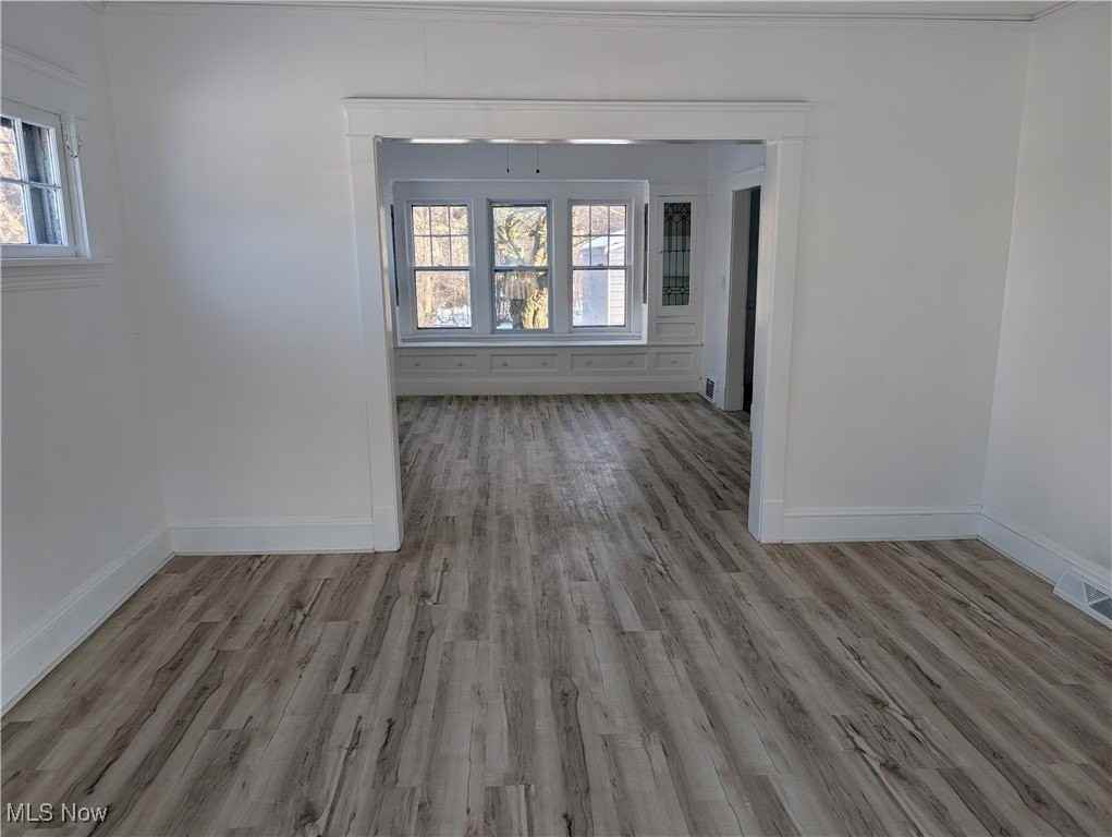 2939 E 130th St - Photo 3 of 10