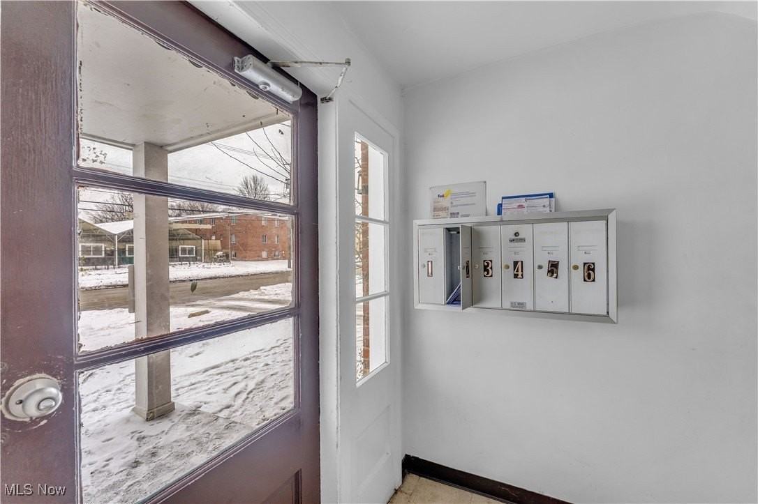 5208 Lee Rd Apt 6 #6 - Photo 5 of 19