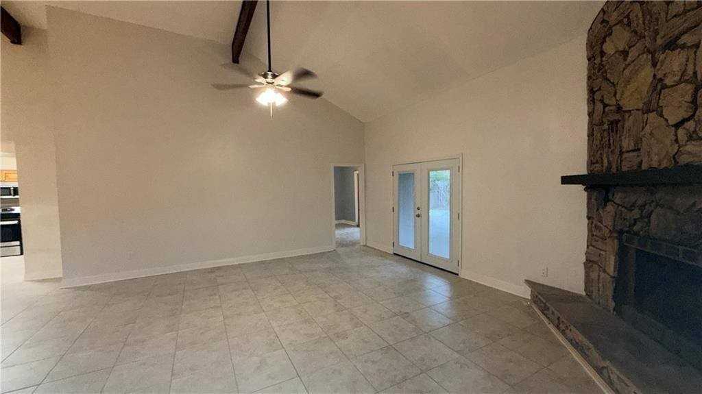 313 Woodridge Blvd - Photo 3 of 20