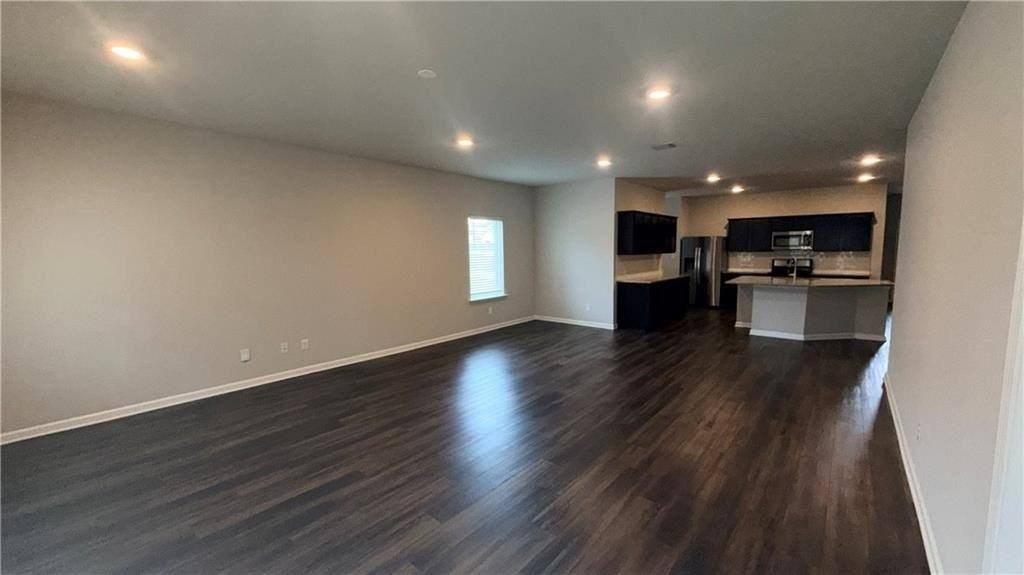 40209 Cypress Reserve Blvd - Photo 2 of 18