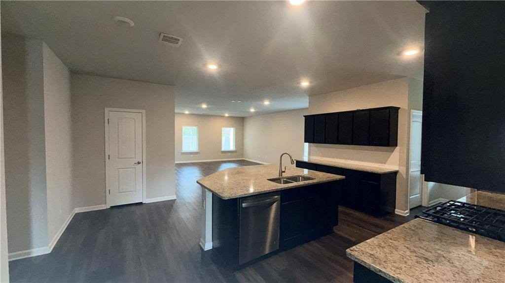 40209 Cypress Reserve Blvd - Photo 4 of 18