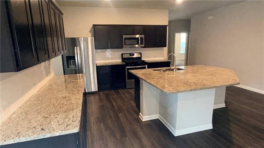 40209 Cypress Reserve Blvd - Photo 5 of 18