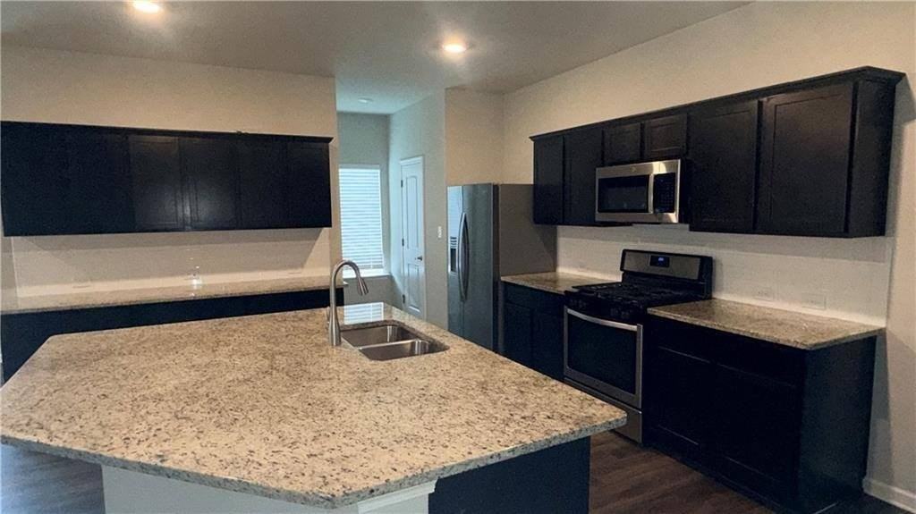 40209 Cypress Reserve Blvd - Photo 6 of 18