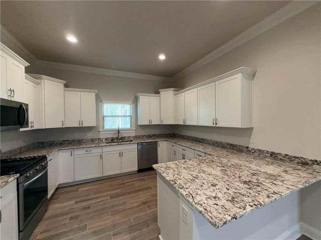 39477 Fairhope Dr - Photo 4 of 20