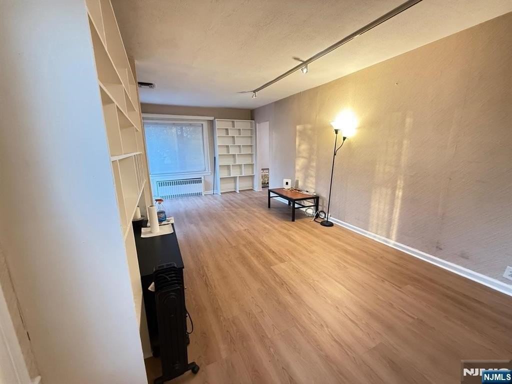 272 Frances St - Photo 6 of 16