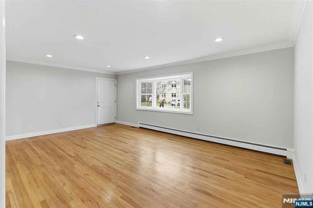 72 Prospect St - Photo 4 of 21