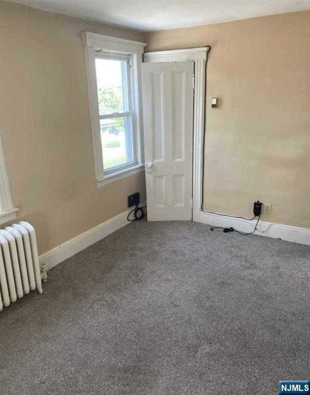 112 Paris Ave - Photo 7 of 7