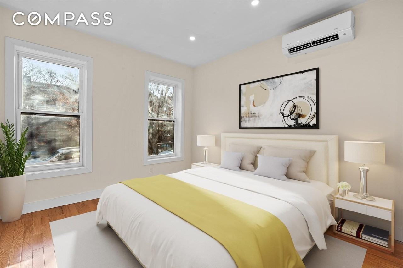 1143 Saint Marks Ave #1 - Photo 5 of 15