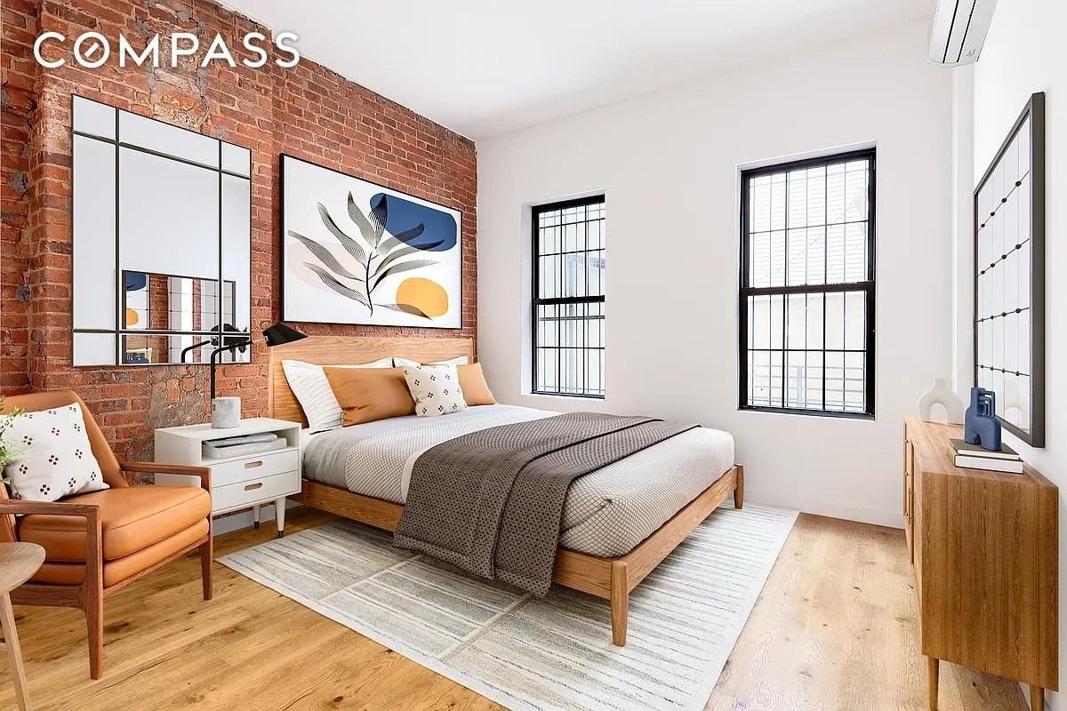 431 Wilson Ave #1R - Photo 4 of 6