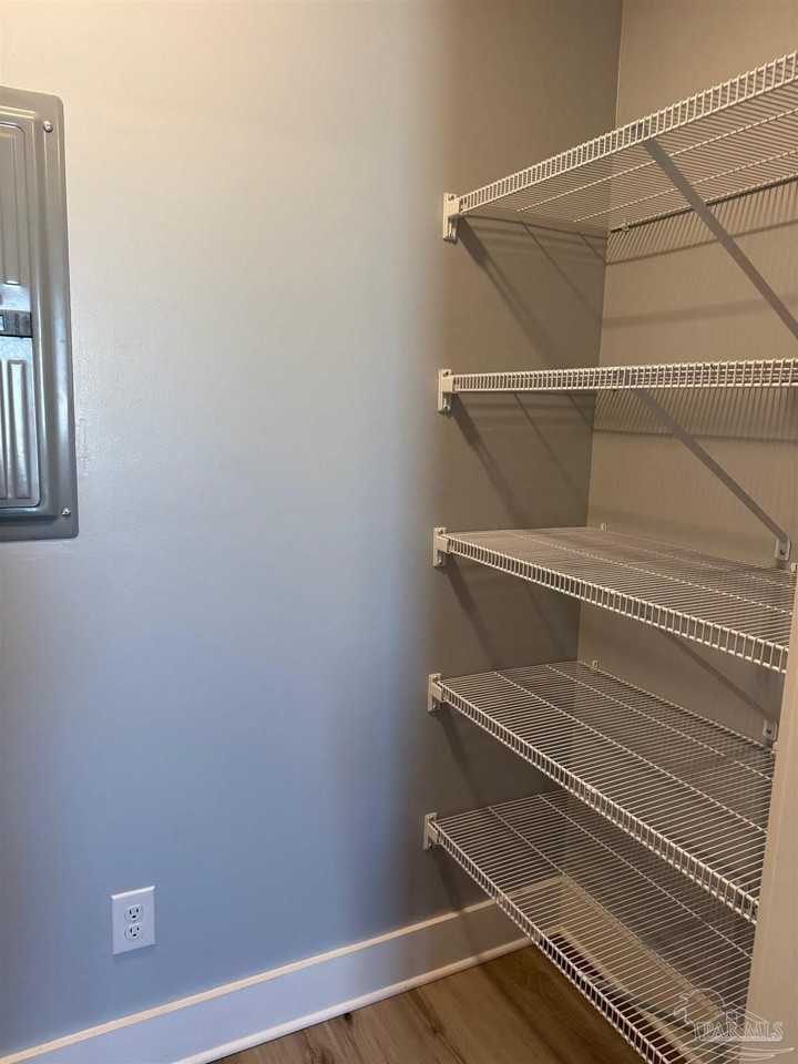 2051 W Blount St #2 - Photo 5 of 10