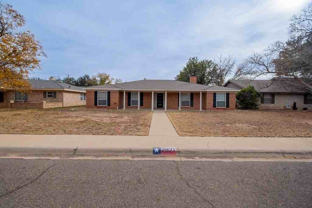 2821 Metz Dr - Photo 2 of 50