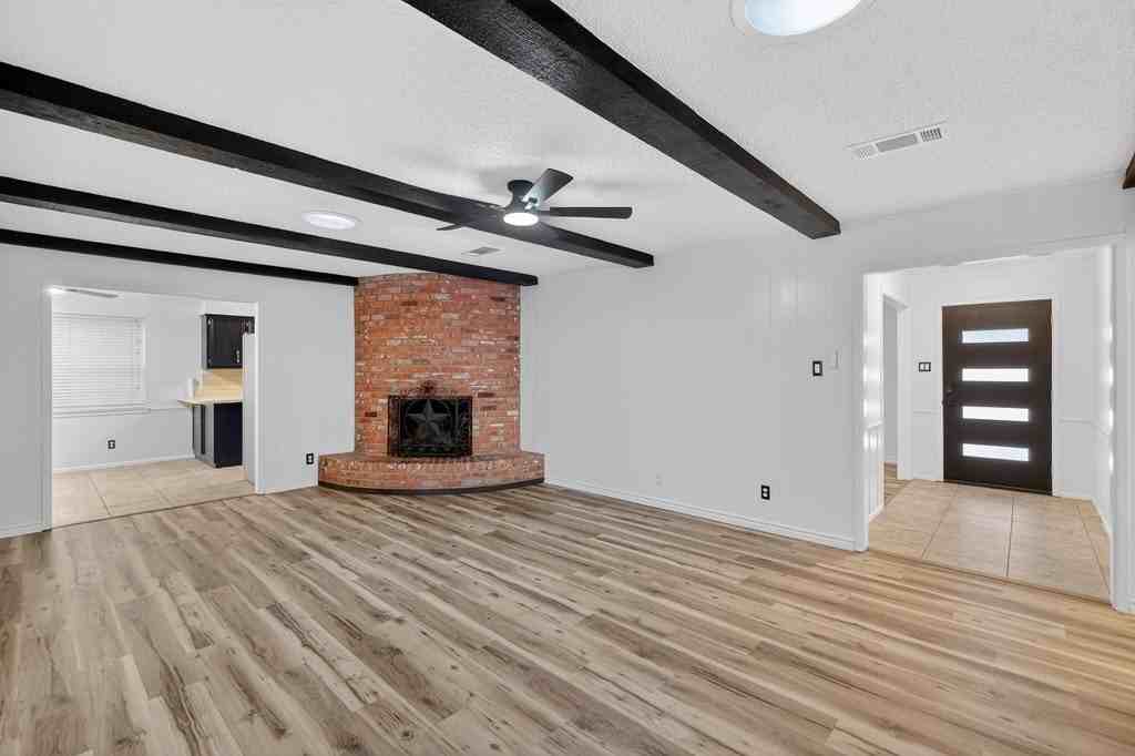 2821 Metz Dr - Photo 6 of 50