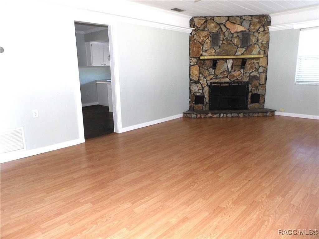 503 Emery St - Photo 5 of 13