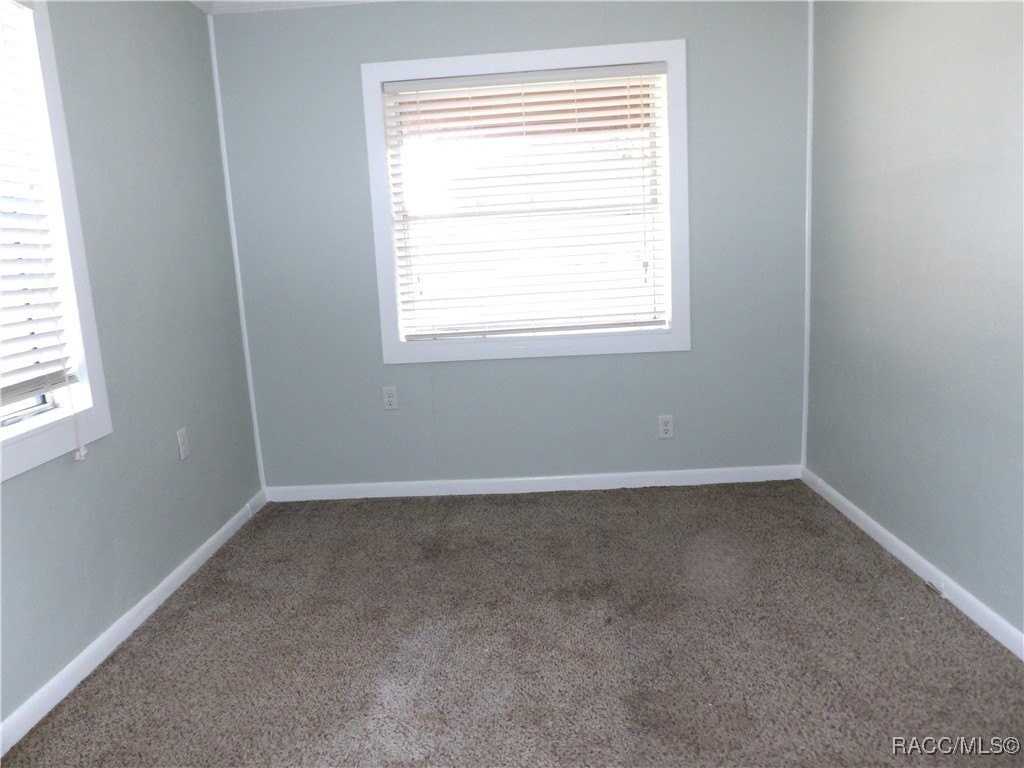 503 Emery St - Photo 6 of 13