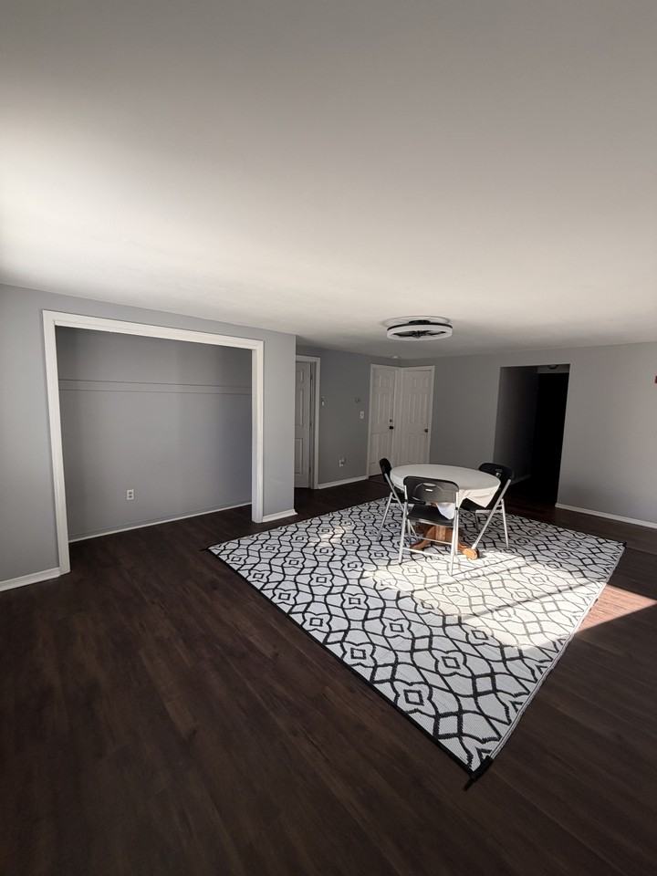 169 Fifty Acre Road South - Photo 6 of 11