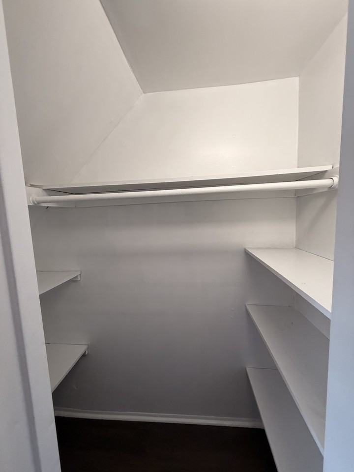 169 Fifty Acre Road South - Photo 7 of 11