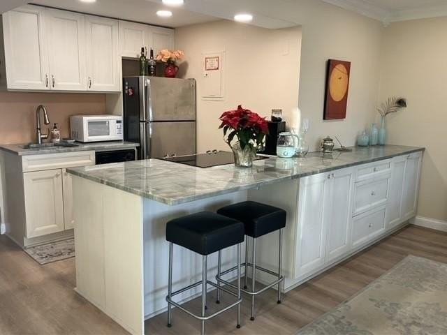 801 Ne 18th Ct #202 - Photo 3 of 38