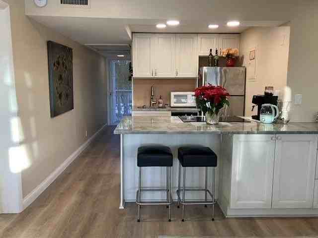 801 Ne 18th Ct #202 - Photo 4 of 38