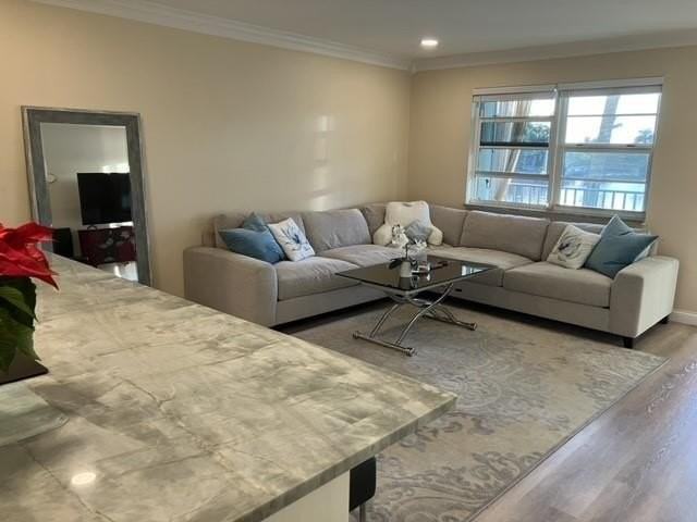 801 Ne 18th Ct #202 - Photo 5 of 38