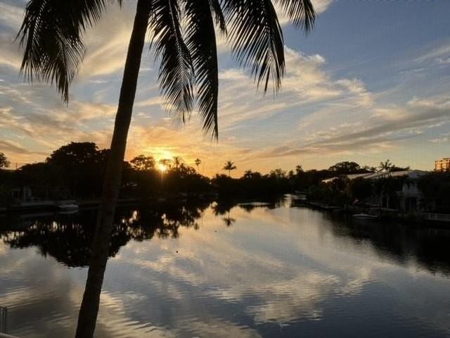 801 Ne 18th Ct #202 - Photo 2 of 44