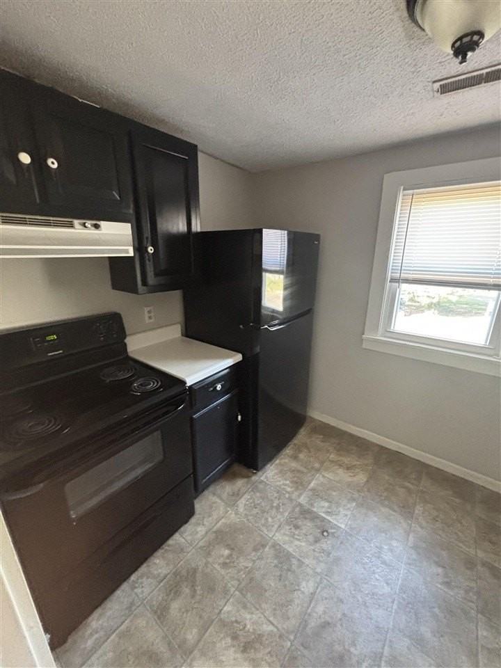 1456 Park St #2 - Photo 5 of 7