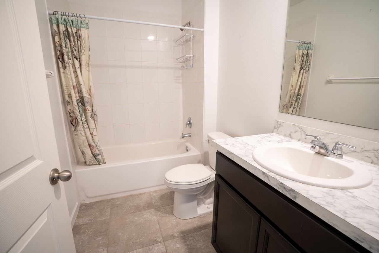 1401 Se Portillo Rd - Photo 5 of 37