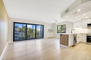 featured image of 1605 S Us Highway 1 #A308