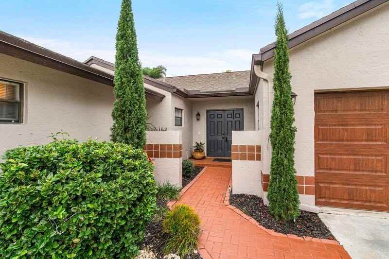 21011 Windemere Ln - Photo 2 of 21