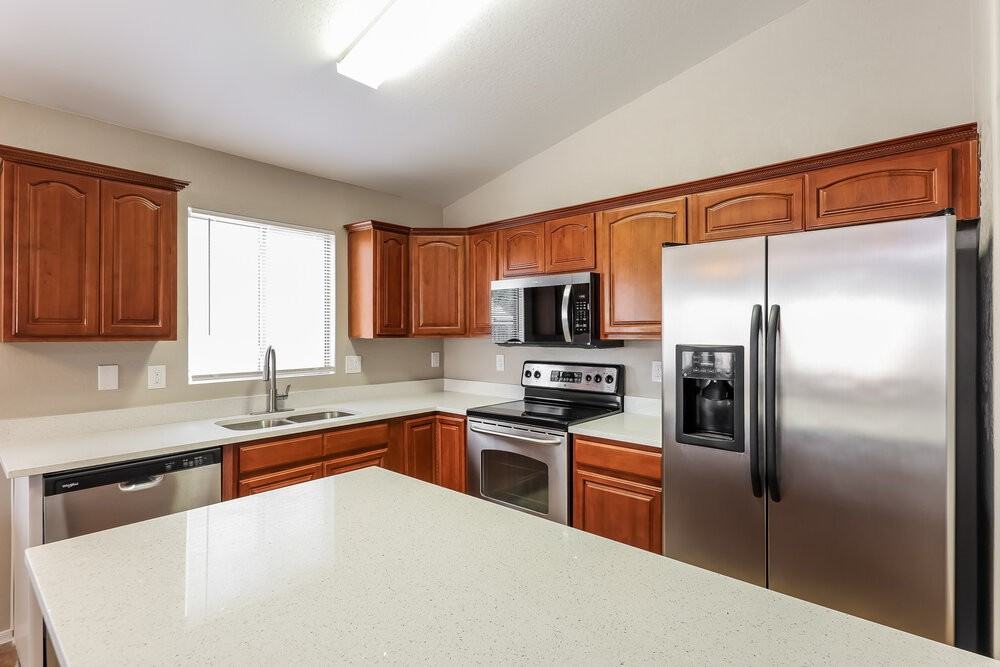 10618 W Pima St - Photo 7 of 16