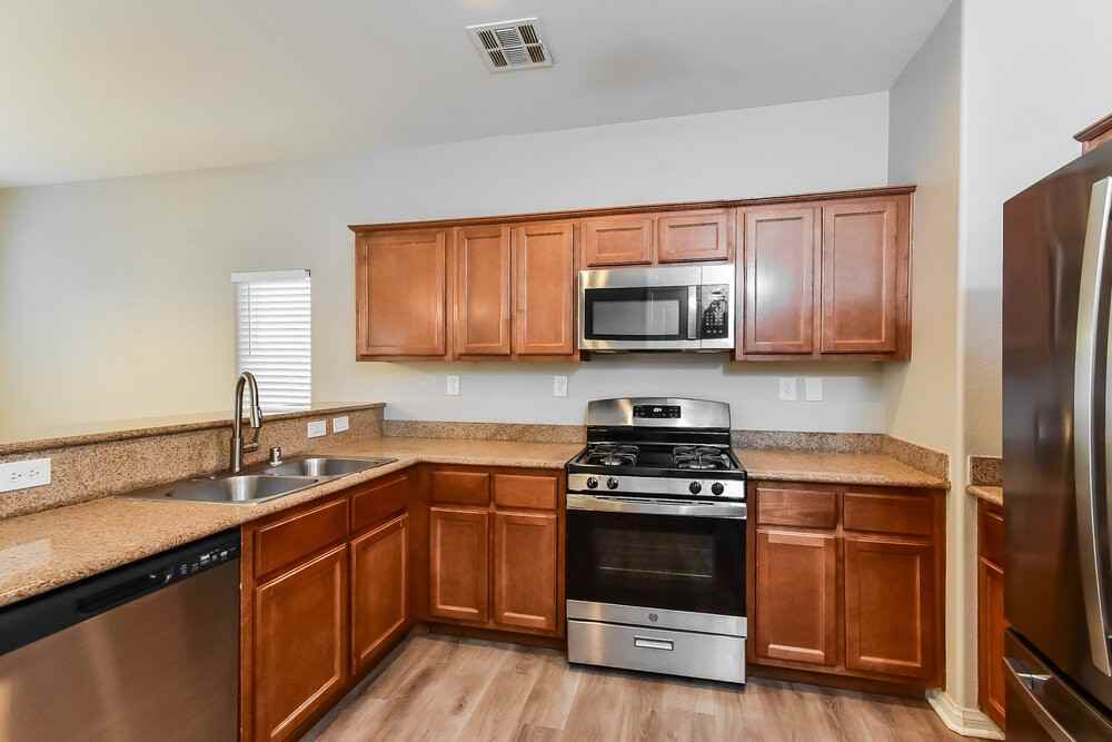 6226 Port Astoria Ct - Photo 7 of 17