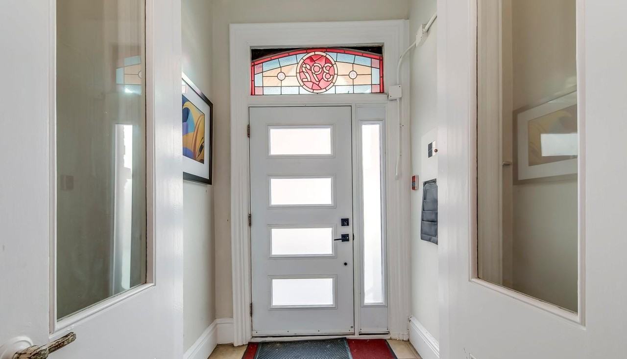 392 Parliament Street - Photo 3 of 32