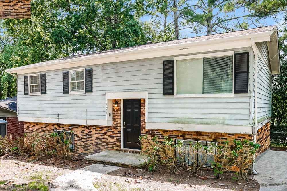 3523 Forrest Park Rd Se - Photo 4 of 17