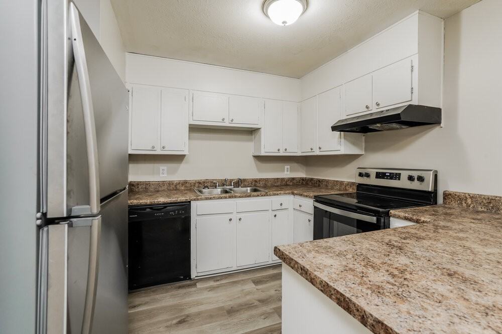 3523 Forrest Park Rd Se - Photo 7 of 17