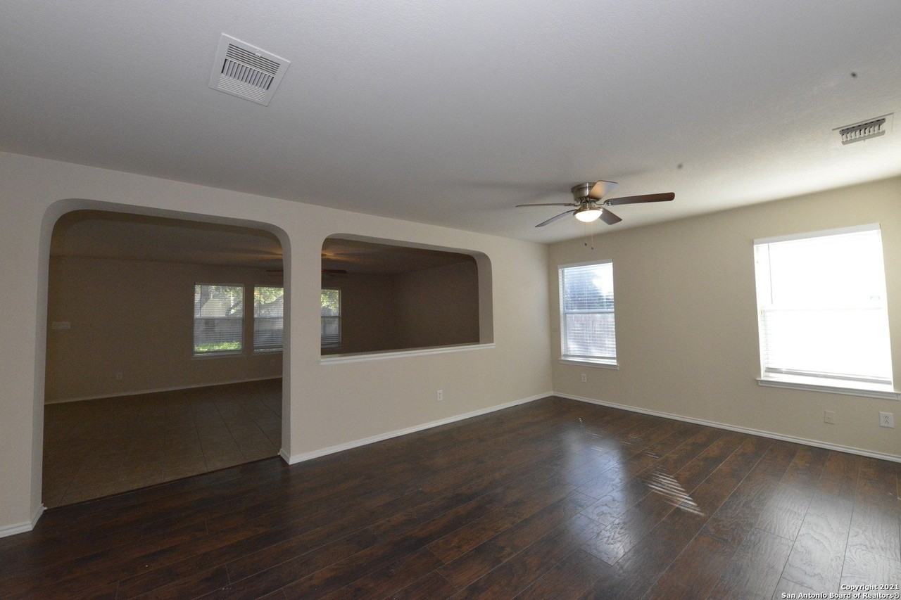 20822 Foothill Pne - Photo 3 of 25