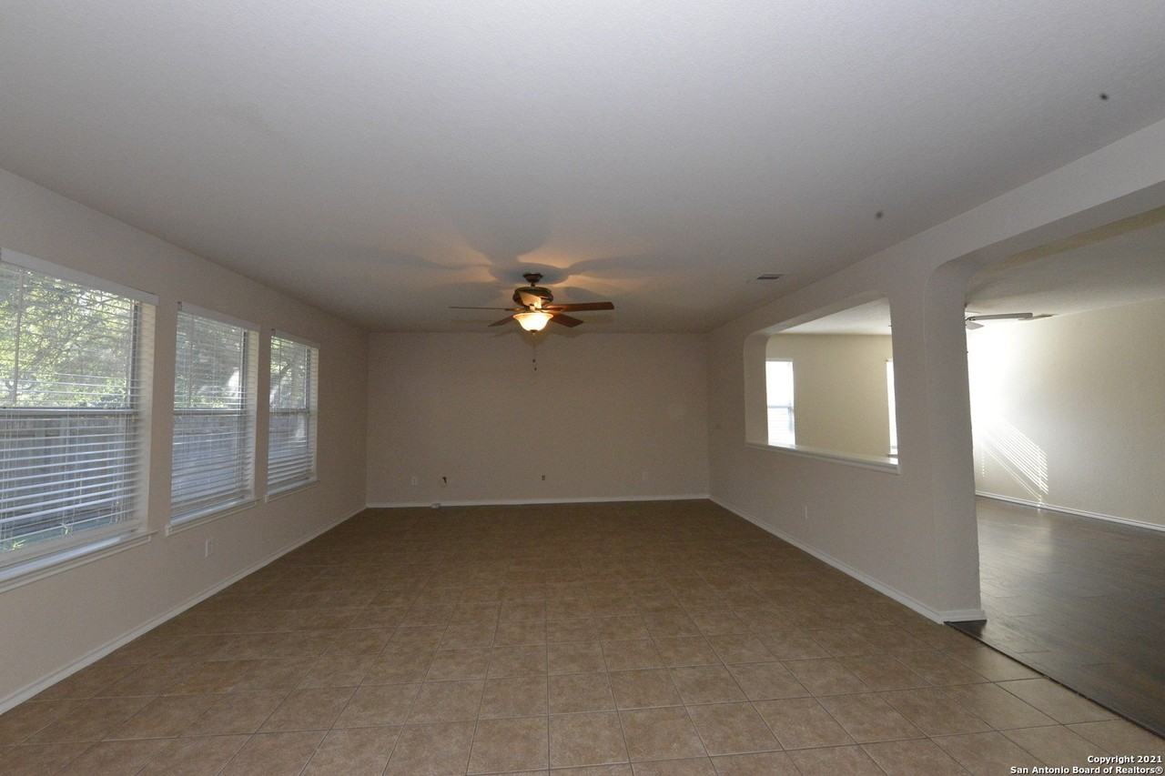 20822 Foothill Pne - Photo 5 of 25