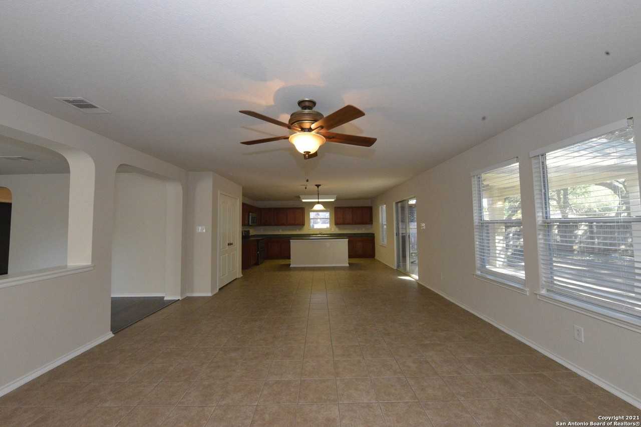 20822 Foothill Pne - Photo 7 of 25