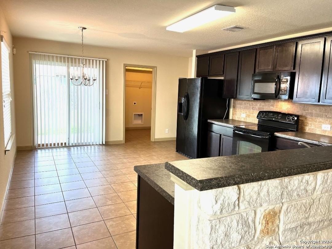 777 Great Oaks Dr - Photo 5 of 21