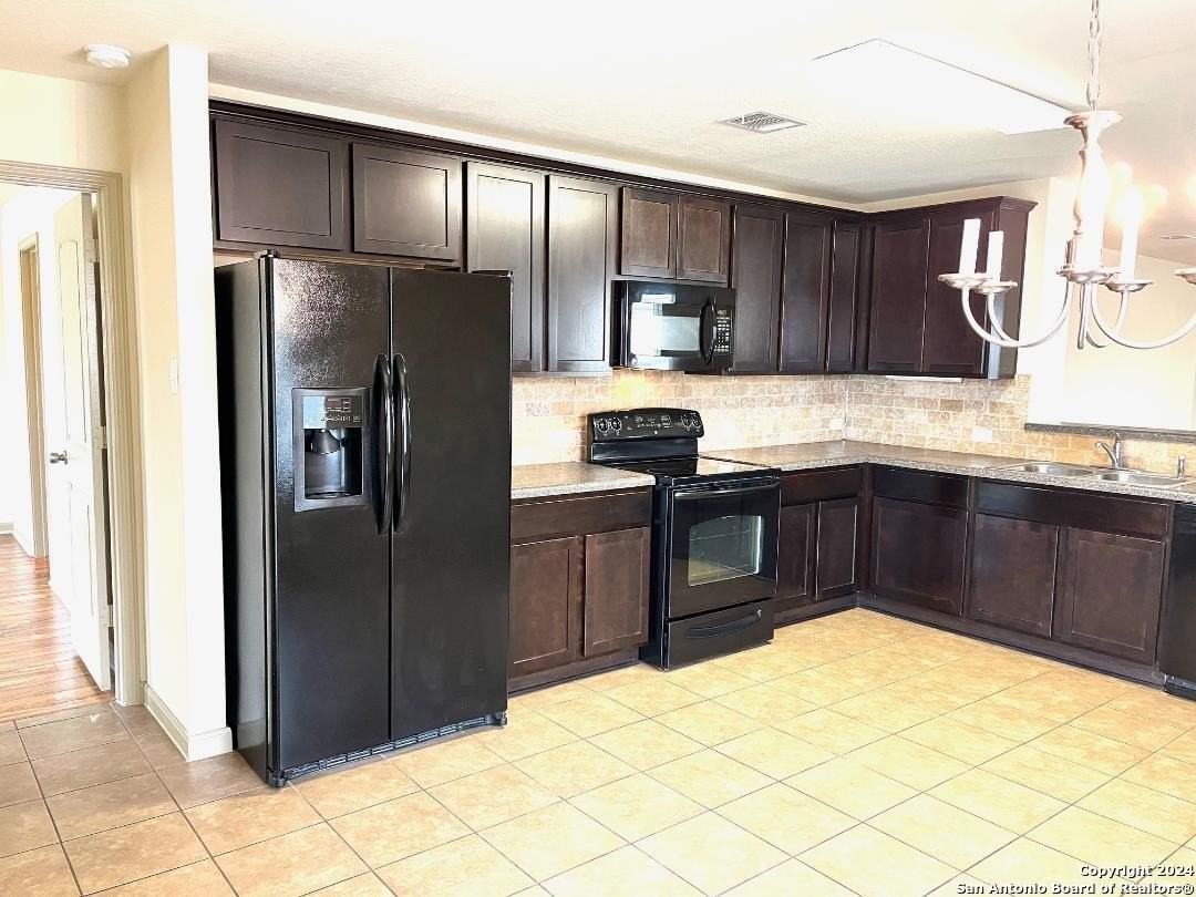 777 Great Oaks Dr - Photo 7 of 21