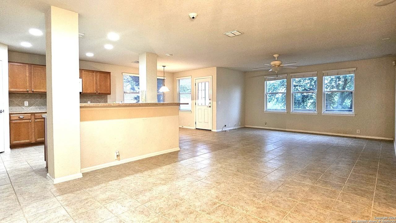 5509 Columbia Dr - Photo 3 of 24