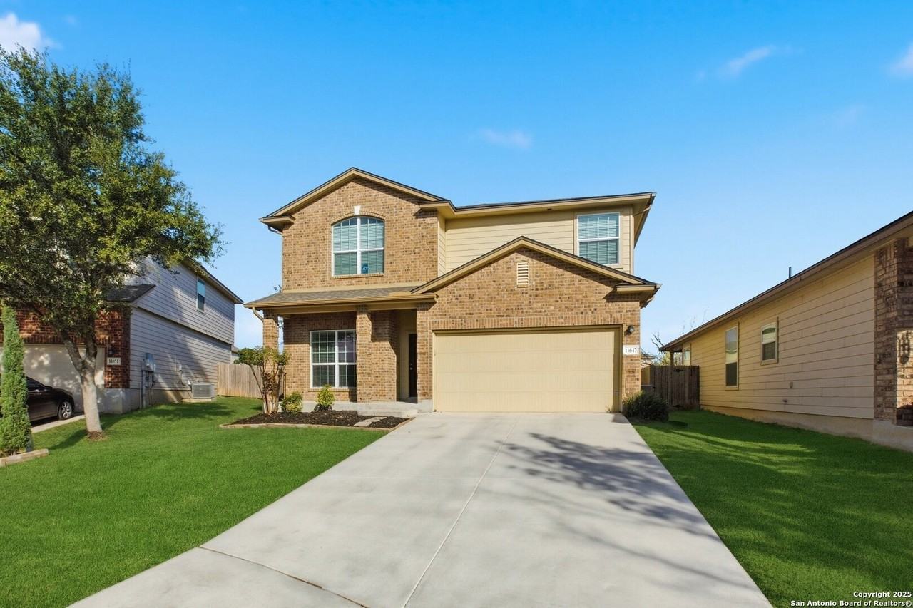 11647 Zinnia Flds - Photo 2 of 36