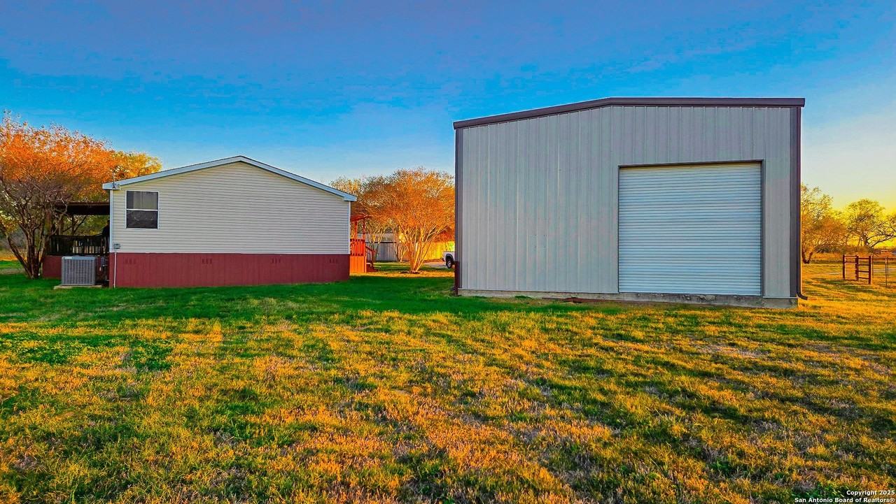 17105 S State Highway 123 - Photo 5 of 30