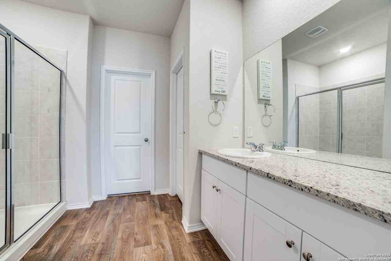 4523 Felsite Ave - Photo 7 of 14