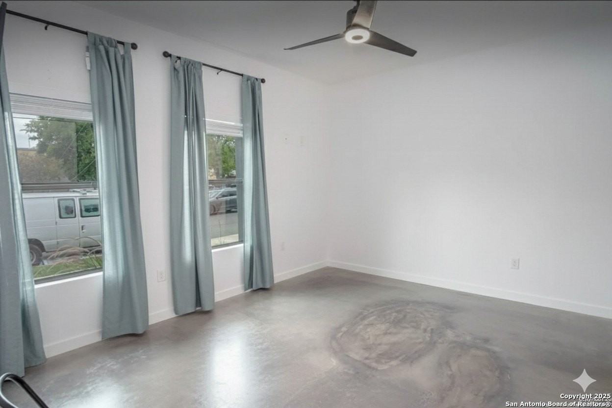 918 S Olive St Unit 102 #102 - Photo 6 of 26