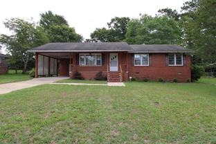 2413 Hunt Club Rd - Photo 1 of 1