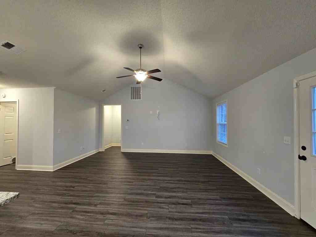 982 Westfield Ct - Photo 4 of 24