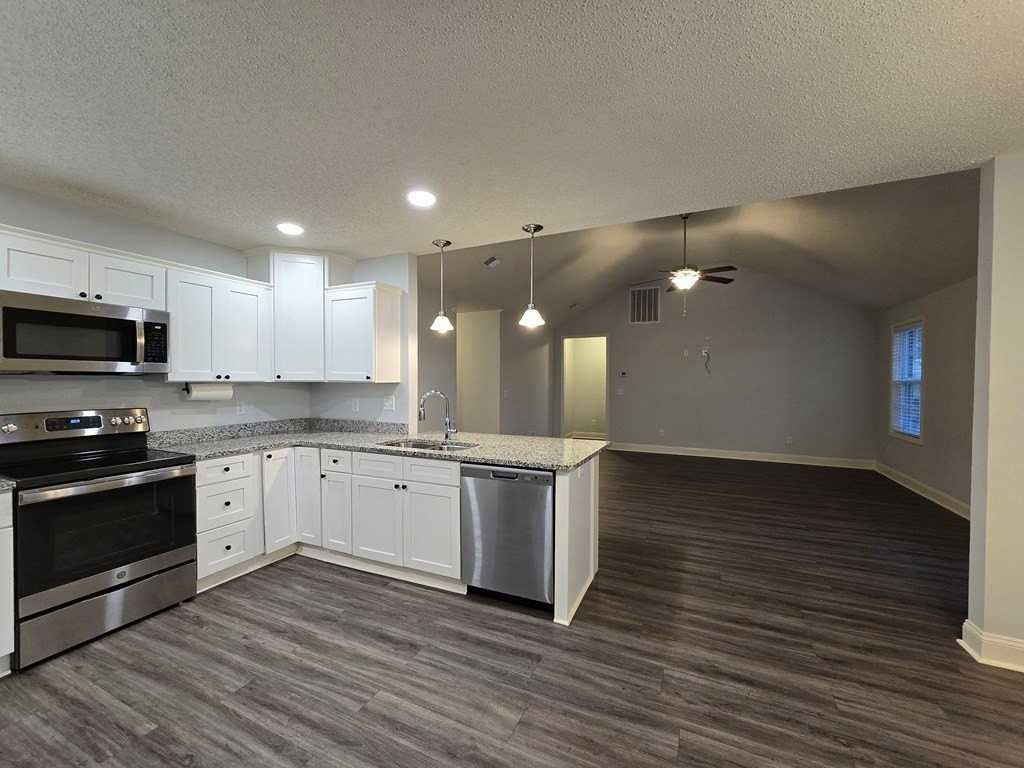 982 Westfield Ct - Photo 6 of 24