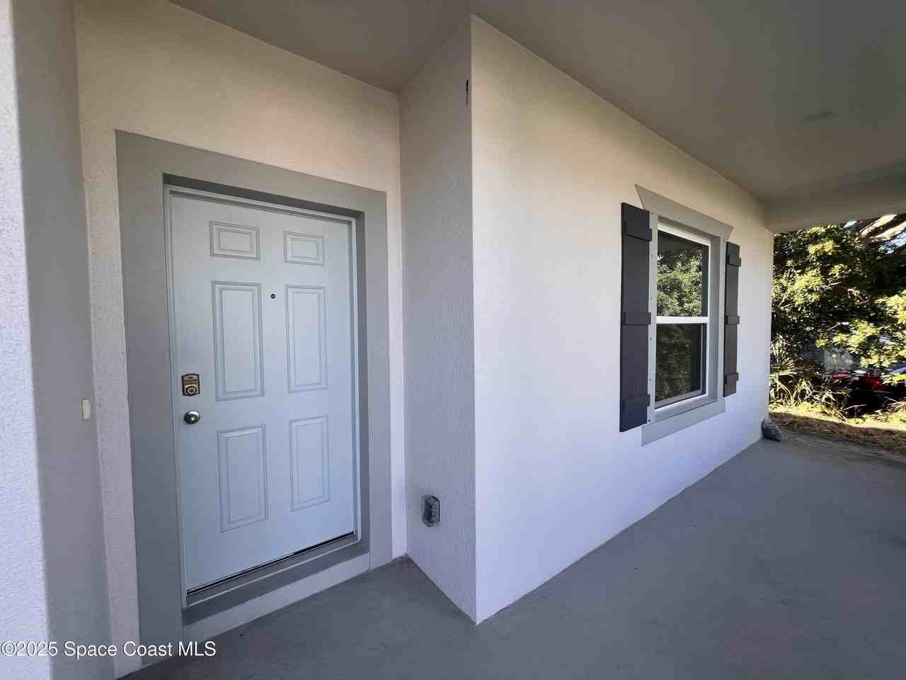 1031 Grapefruit Rd Se - Photo 3 of 25