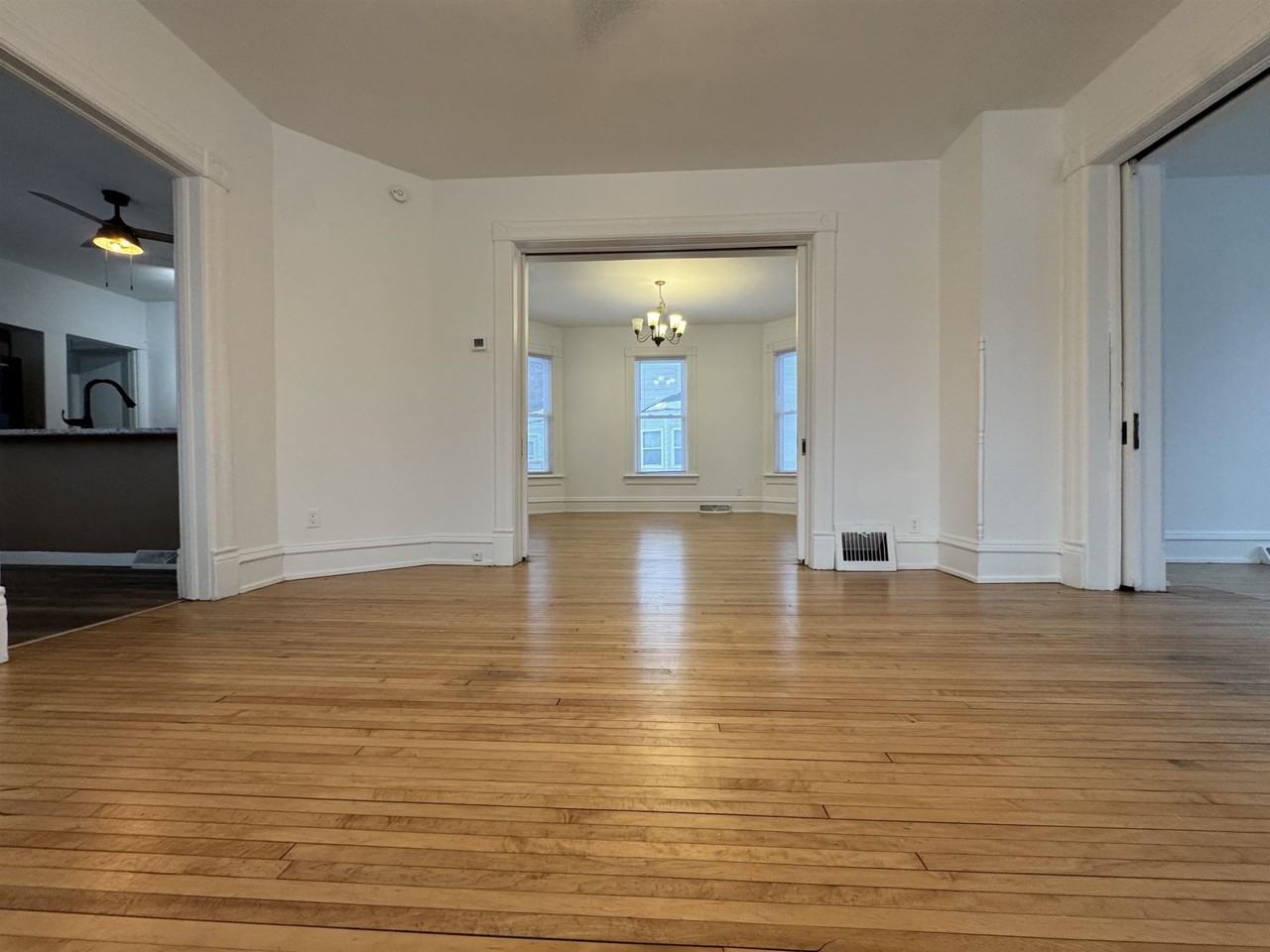 122 North St - Photo 7 of 33